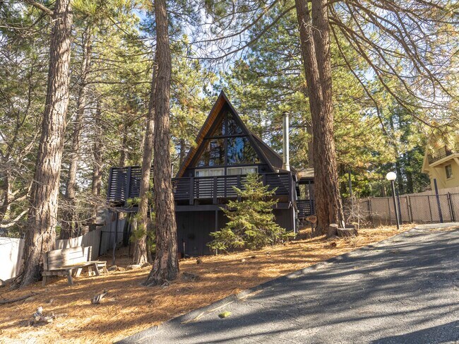 Foto del edificio - 32355 Nordic Dr