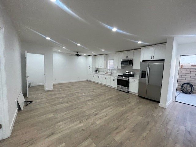 Foto del edificio - 5773 Angela Ave