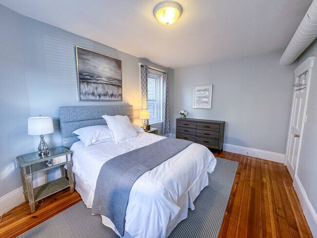 Foto del edificio - 636 Washington St