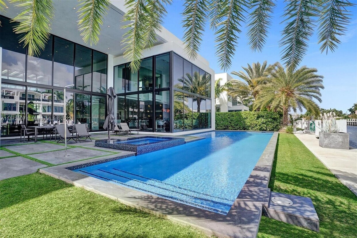 Foto principal - 512 Mola Ave