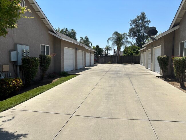 Foto del edificio - 2311 W Sunnyside Ave
