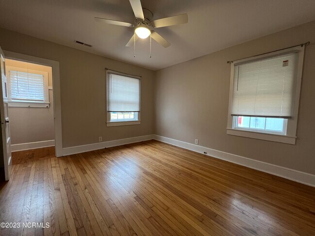 Building Photo - 1204 Preyer Ave