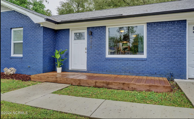 Building Photo - 4618 Trafalgar Rd