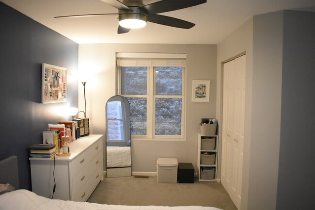 Foto del edificio - 2851 N Southport Ave