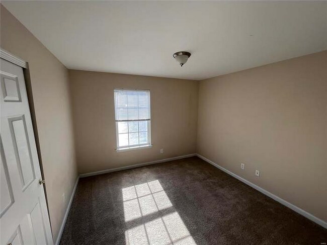 Foto del edificio - 5203 Spring Creek Ln