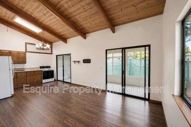 Building Photo - 4290 Aspen Ln