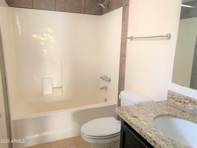 Foto del edificio - 3309 N 70th St