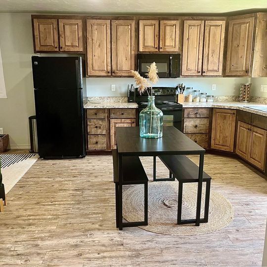 456 E Center St Unit 2, Shelley, ID 83274 Apartments in Shelley, ID