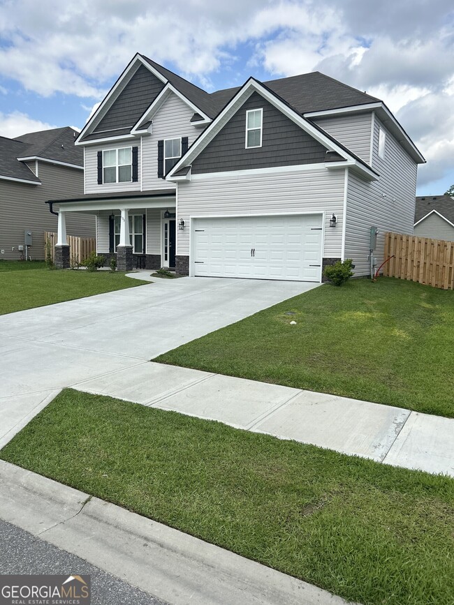 Building Photo - 135 Sams Dr