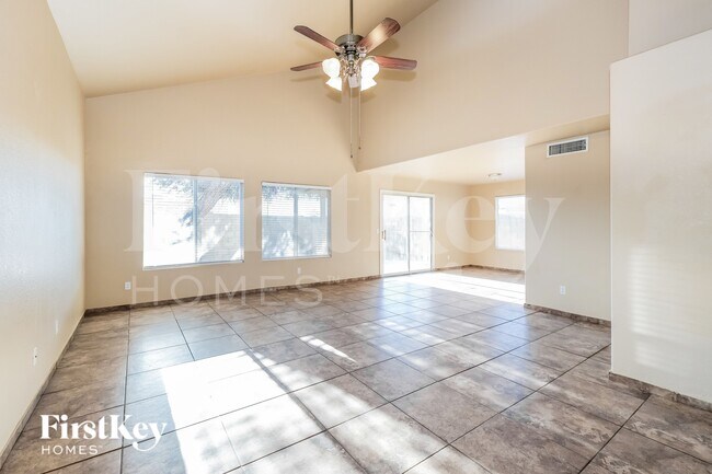 Building Photo - 7351 W Eva St