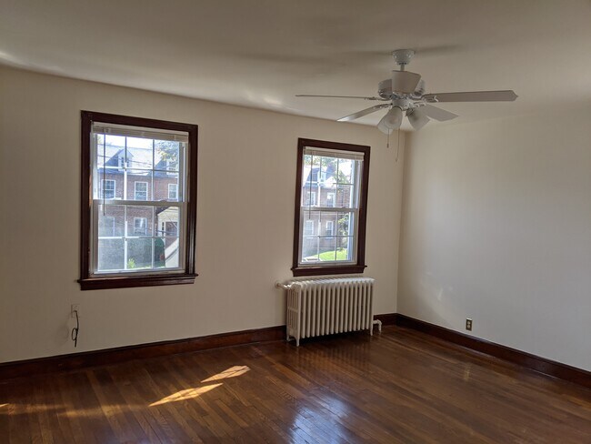 Foto del edificio - 2316 40th St NW