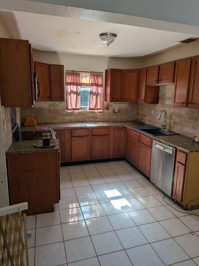 Foto del edificio - 4180 NW 11th Ave