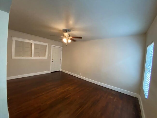 Building Photo - 1630 Holman St