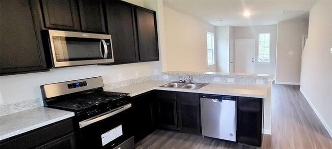 Building Photo - 2414 Tavo Trails Dr