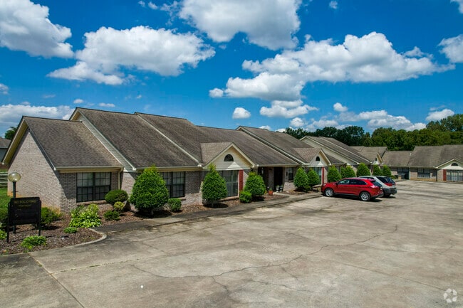 Building Photo - Creekside Apartments