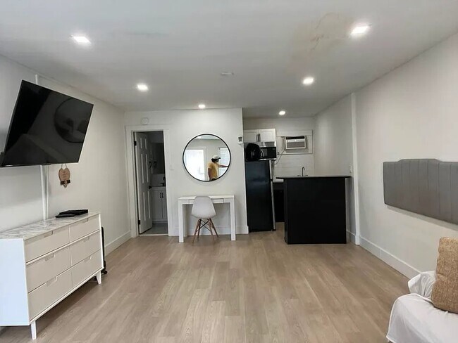 Photo - 407 71st Ave N (Myrtle Beach, SC) Apartment