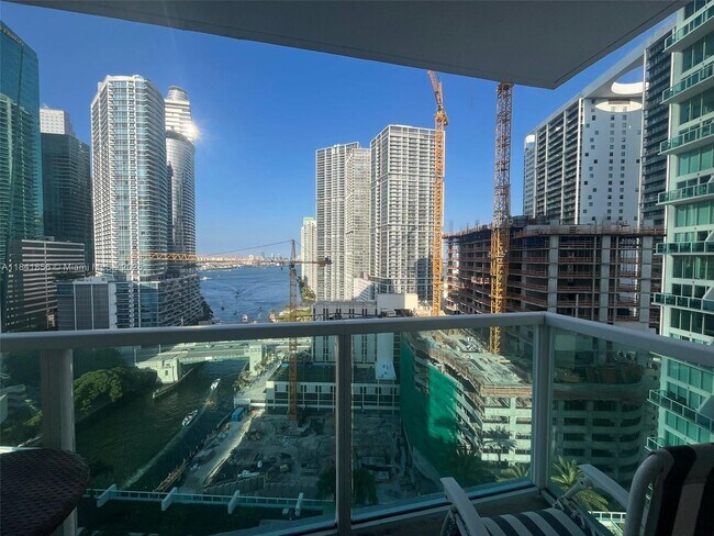 Foto del edificio - 31 SE 5th St