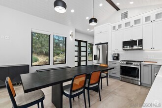 Building Photo - 341 Hidden Pines Rd