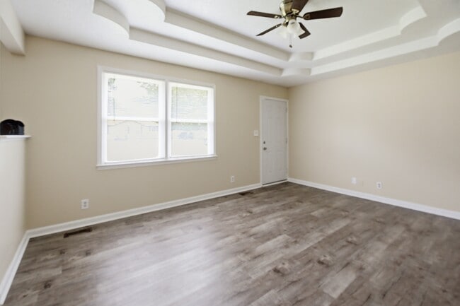 Building Photo - 700 Shelton Cir