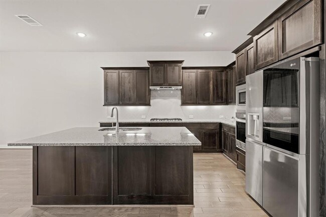 Building Photo - 28213 Briarwood Pass
