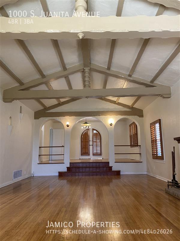 Foto del edificio - 1000 S Juanita Ave