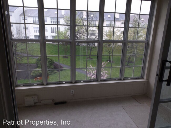 Building Photo - 3 br, 2 bath House - 107 Prosperity Ave SE #E