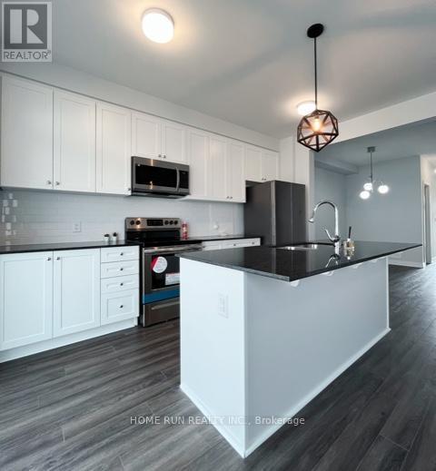 Building Photo - 352 Crossway Ter