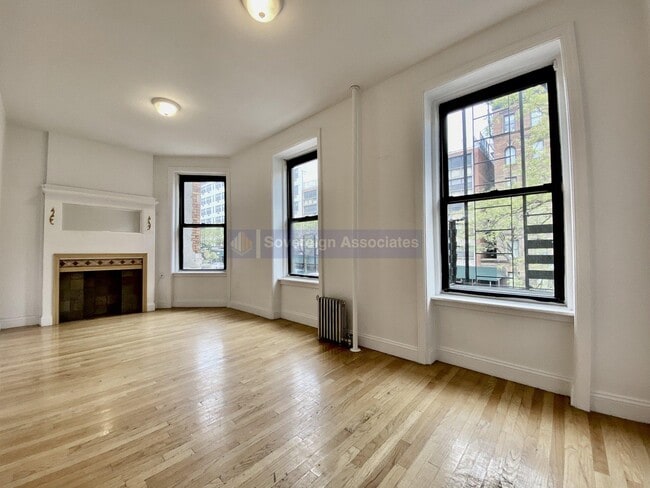 Building Photo - 941 Amsterdam Ave