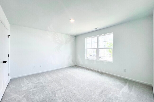 Foto del edificio - 1421 Jay Rd