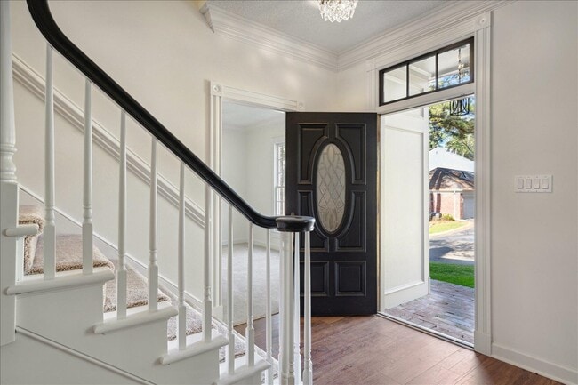 Building Photo - 7215 Plantation Cir