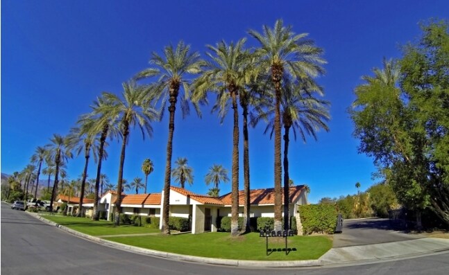 Foto del edificio - 73450 Royal Palm Dr