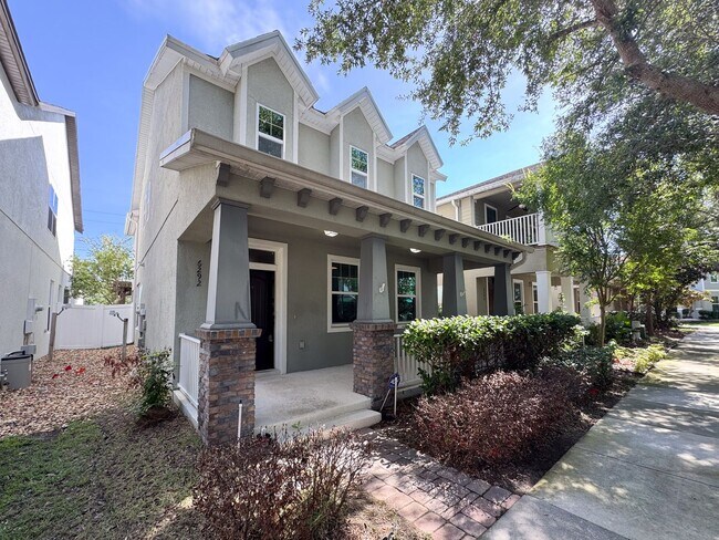 Foto del edificio - Windermere Landings Highly Desirable 3/2.5 Home...Beautifully Upgraded (2139 sq ft)! MUST SEE!