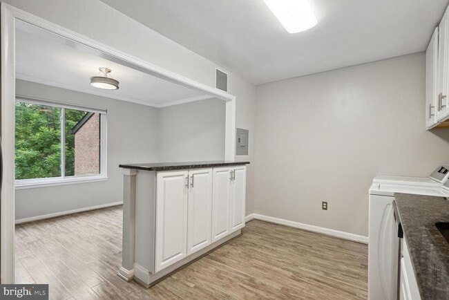 Building Photo - 3107 Buccaneer Ct