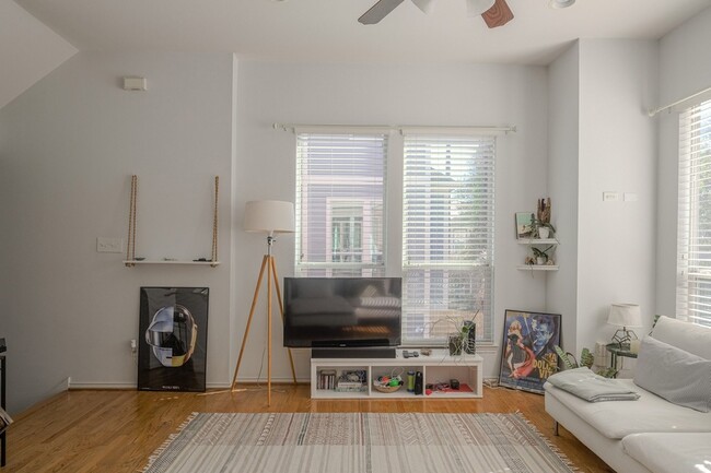 Foto del edificio - 2609 Link Rd