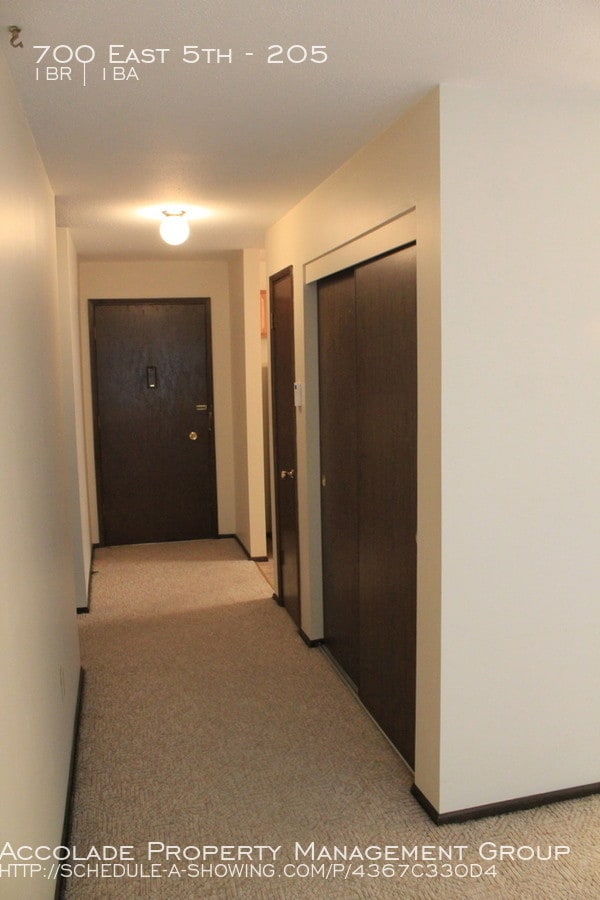 Building Photo - Pristine 1 Bedroom with Private Balcony