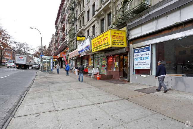 Building Photo - 3820-3826 Broadway