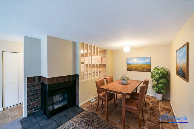 Photo du bâtiment - Tamarack East & West