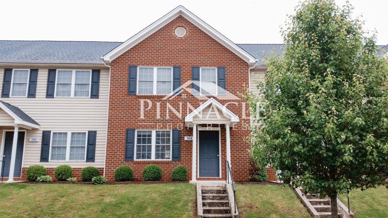 104 Colonnade St, Lynchburg, VA 24502 Townhome Rentals in Lynchburg