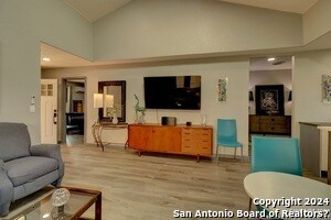 Foto del edificio - 2107 Darwin Dr