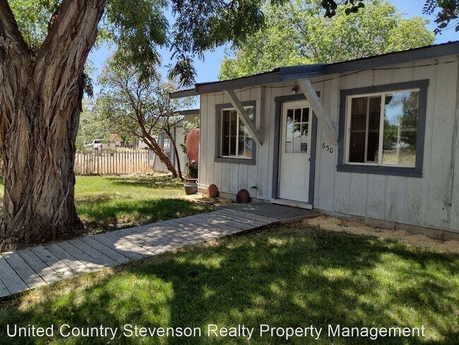 Building Photo - 3 br, 1 bath House - 650 Lincoln St