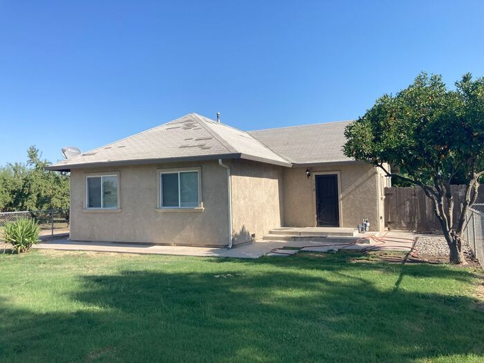 Foto principal - Country Home 3 Bedroom 1 Bath