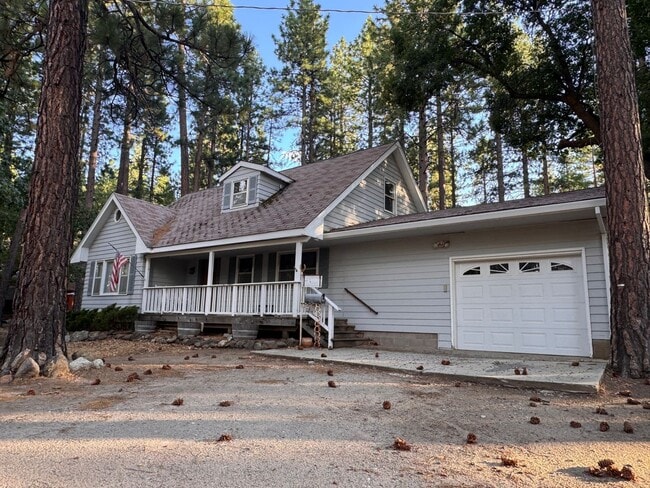Building Photo - HOUSE FOR RENT IN THE JANESVILLE SCHOOL DI...