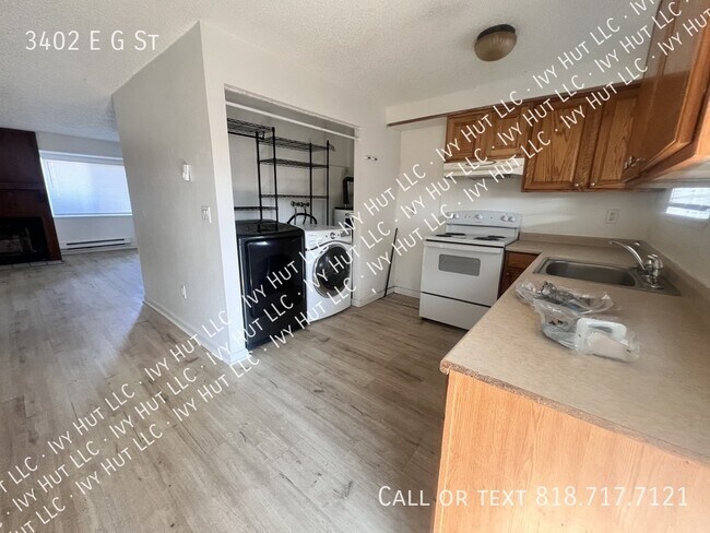 Foto del edificio - 3402 E G St