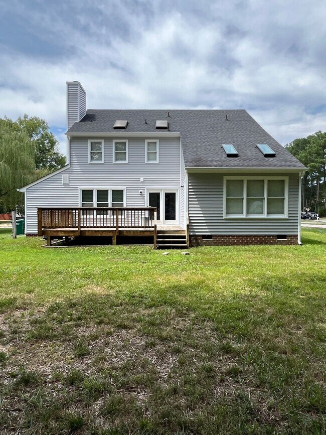 Foto del edificio - Two-Story Colonial in Henrico