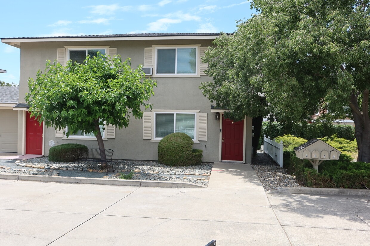 1039 S Livermore Ave Unit A, Livermore, CA 94550 Apartments in