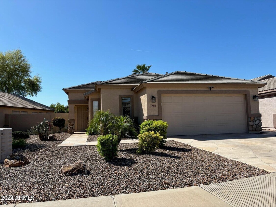 Primary Photo - 10381 W Yukon Dr