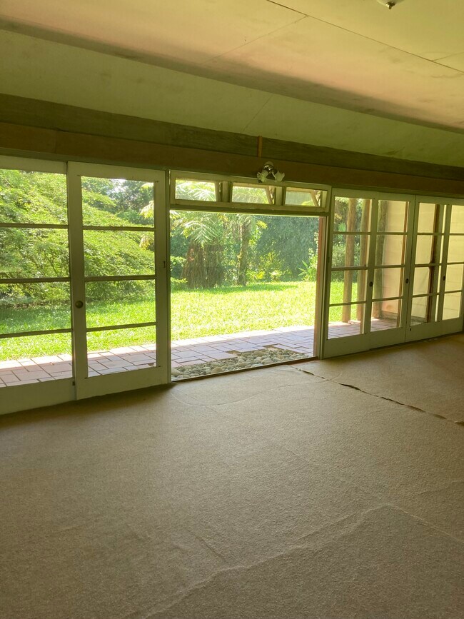 Foto del edificio - 600 Hoaka Rd