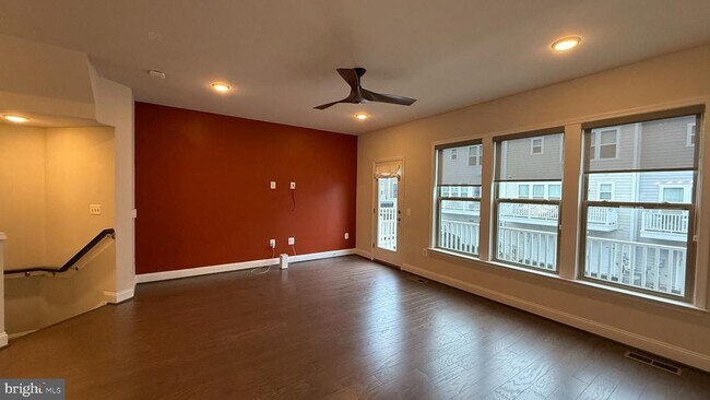 Foto del edificio - 1949 Greenbriar Hall Rd