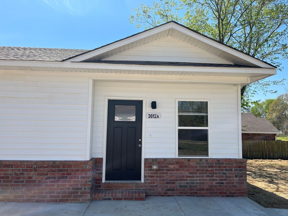 Primary Photo - 3612 N 26th St