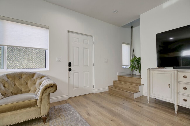 Building Photo - 5206 Goodland Ave